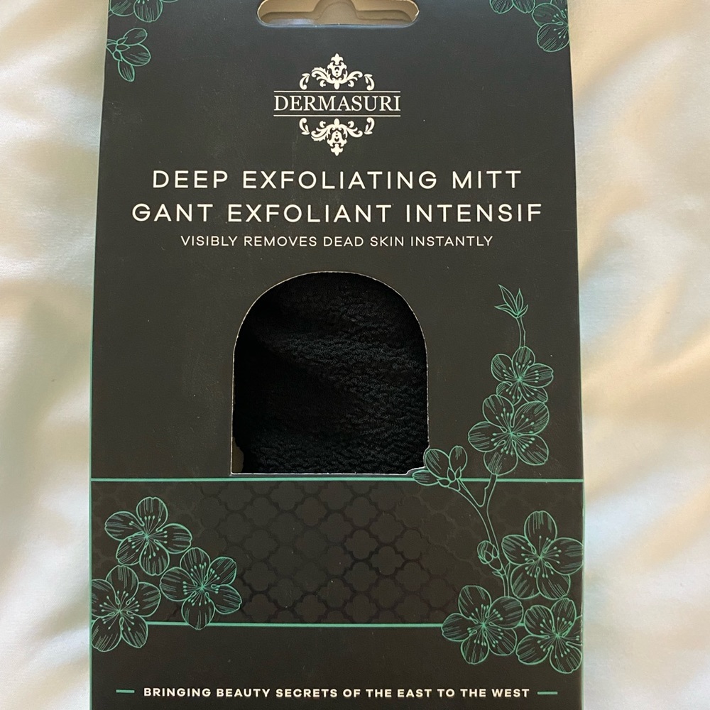 Dermasuri exfoliating mitt